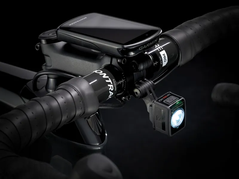 Trek Domane SLR 7 Disc Carbon Road Bike 2021 in Black-11